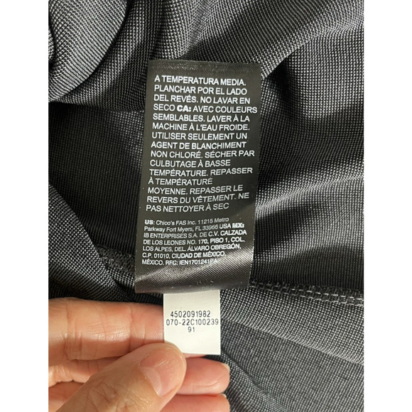 Chicos Travelers Flare Button Accent Sleeve Top Slinky Knit Gray Size 2 US Large - Picture 10 of 10